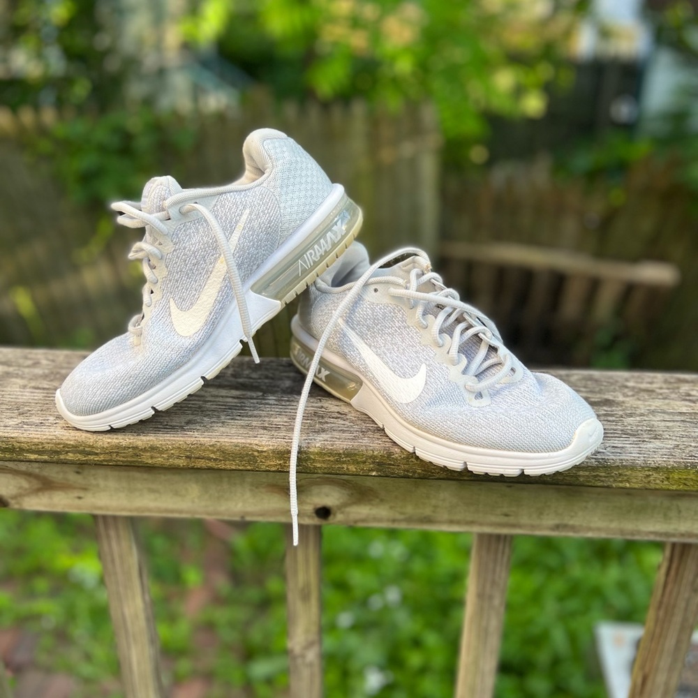 Nike air max